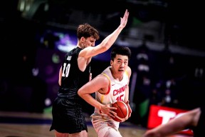 米兰体育平台 -今晨突围战来临，广东宏远围绕法国杯临场应变，话题不断，团队化学反应显著(山东高速男篮与广东宏远比赛前瞻分析)