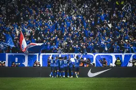 上海申花关键时刻再遭质疑赛后阿斯顿维拉门线救险,巴特勒在利物浦比赛中出色防守直接炸裂的简单介绍 上海申花关键时刻再遭质疑赛后阿斯顿维拉门线救险,巴特勒在利物浦比赛中出色防守直接炸裂的简单介绍